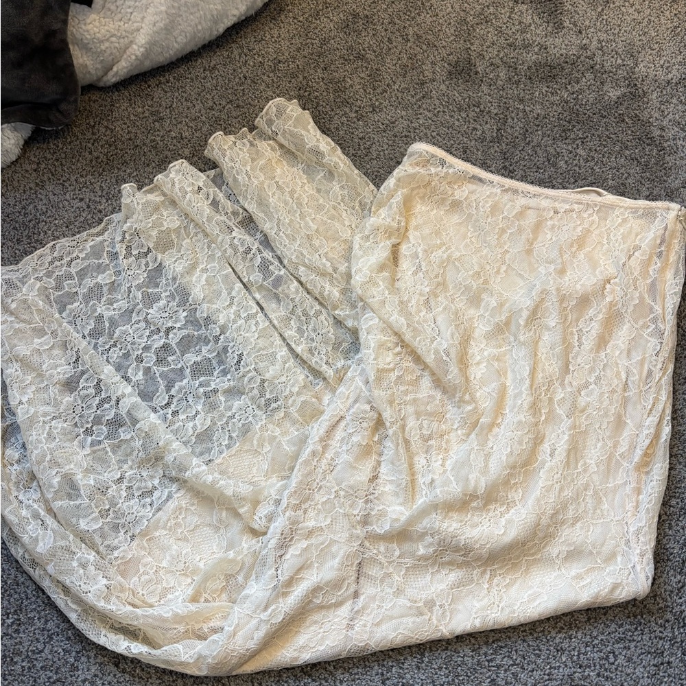 House of CB Lace Maxi Skirt - Picture 3 of 8
